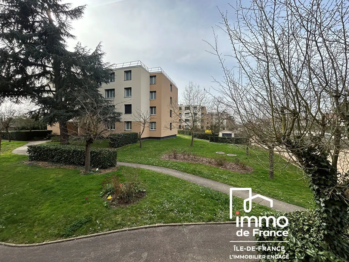 Appartement à vendre, 80m², Sainte-Geneviève-des-Bois