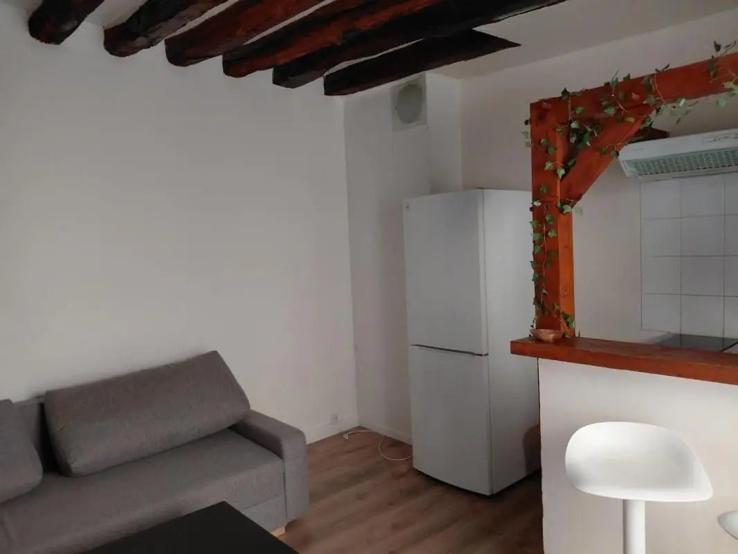 Appartement à louer, 19m², Versailles