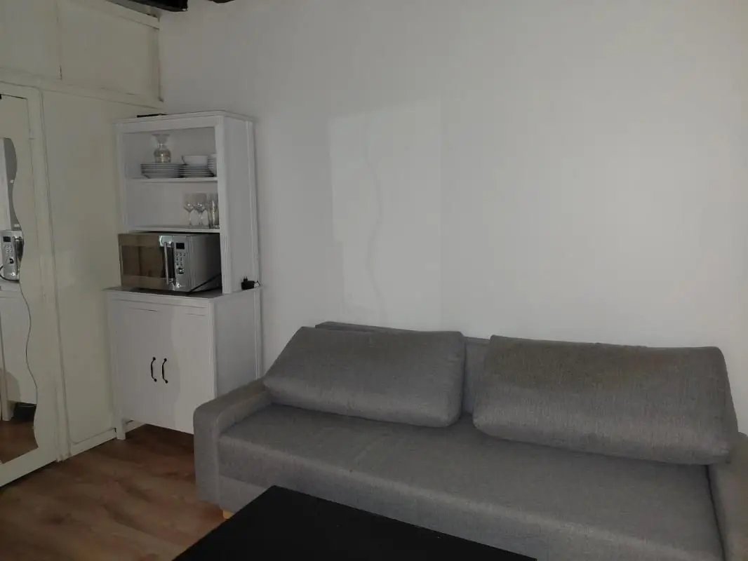 Appartement à louer, 19m², Versailles