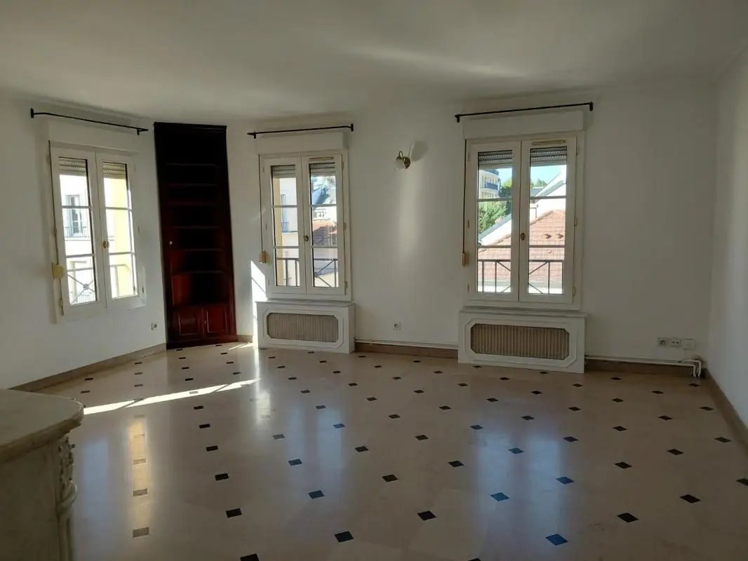 Appartement à louer, 115m², Versailles