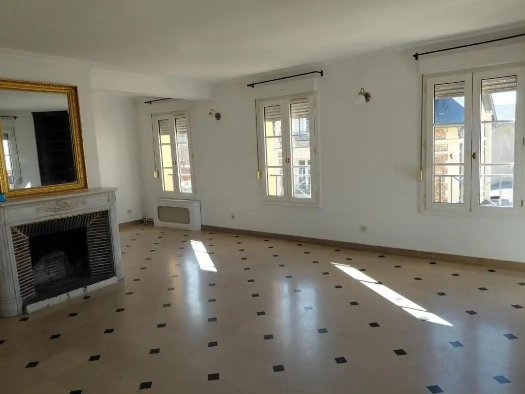 Appartement à louer, 115m², Versailles
