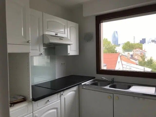 Appartement à louer, 63m², Suresnes