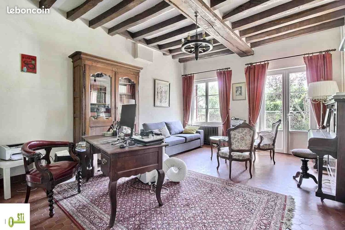 Maison à vendre, 165m², Saint-Maurice-sur-Aveyron