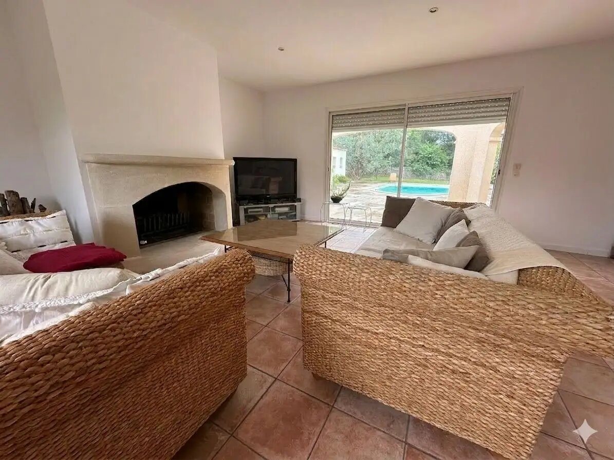 Maison à vendre, 169m², Le Pian-Médoc