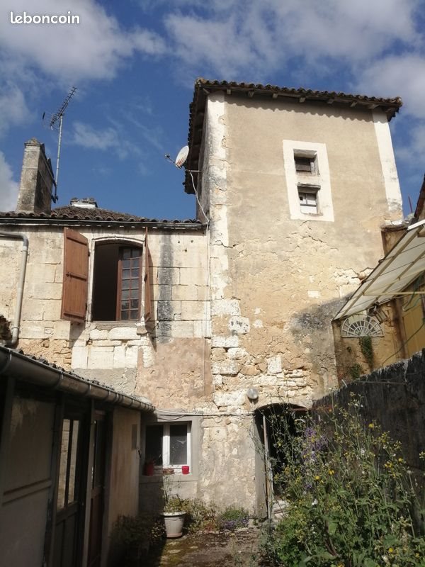 Maison à vendre, 116m², La Rochebeaucourt-et-Argentine