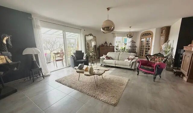 Maison à vendre, 160m², Saint-Aigulin