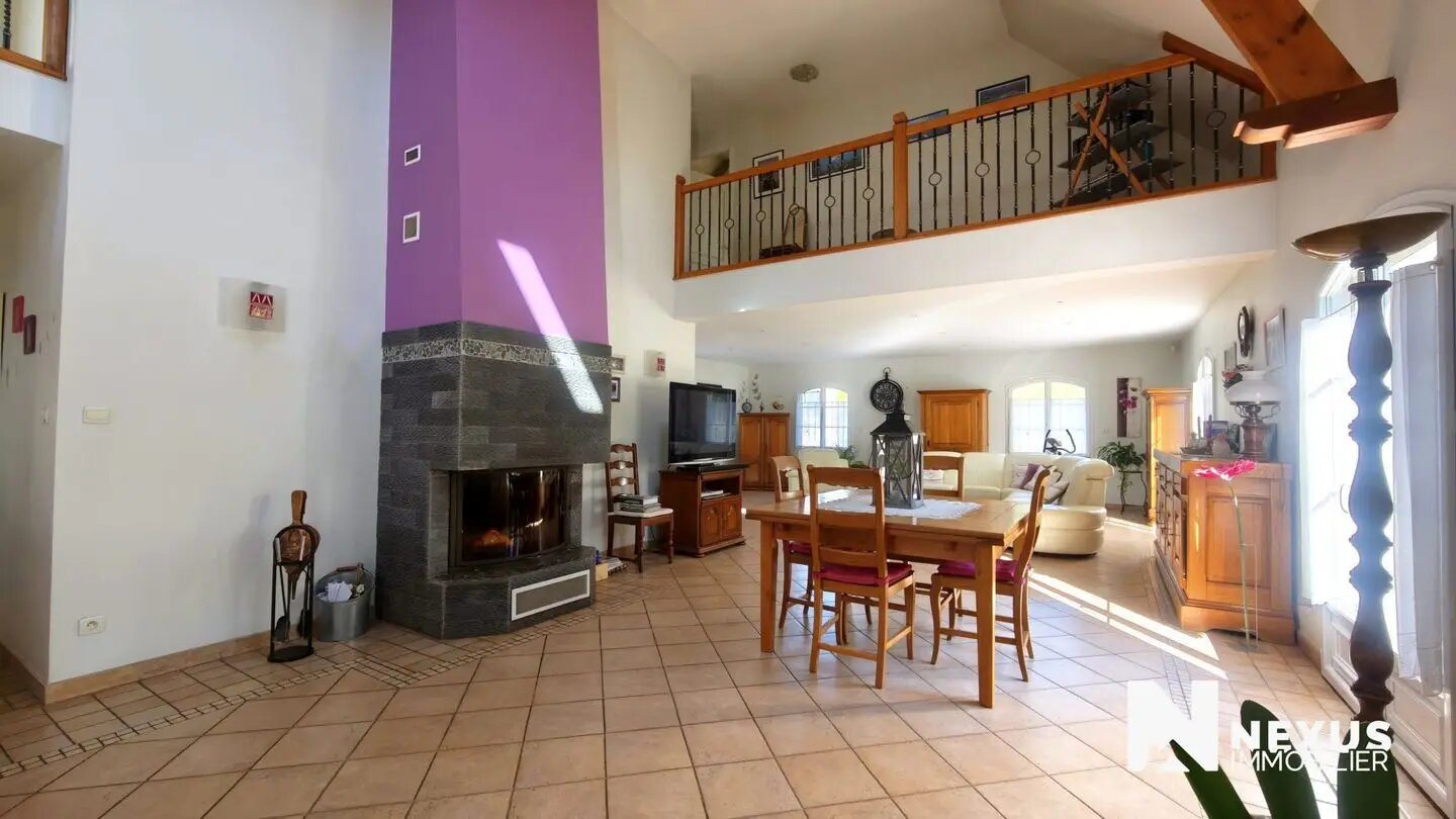Maison à vendre, 242m², Saint-Germer-de-Fly