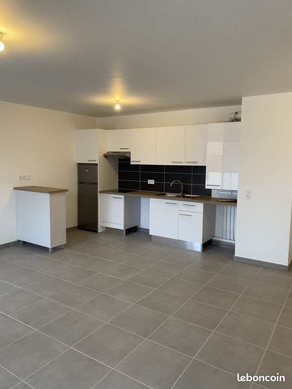 Appartement à louer, 65m², Cesson