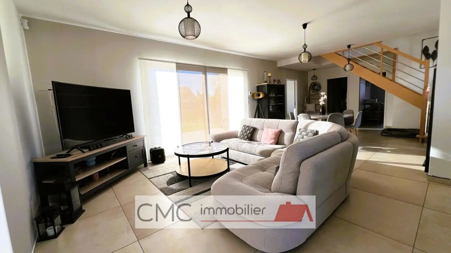 Maison à vendre, 169m², Jouy