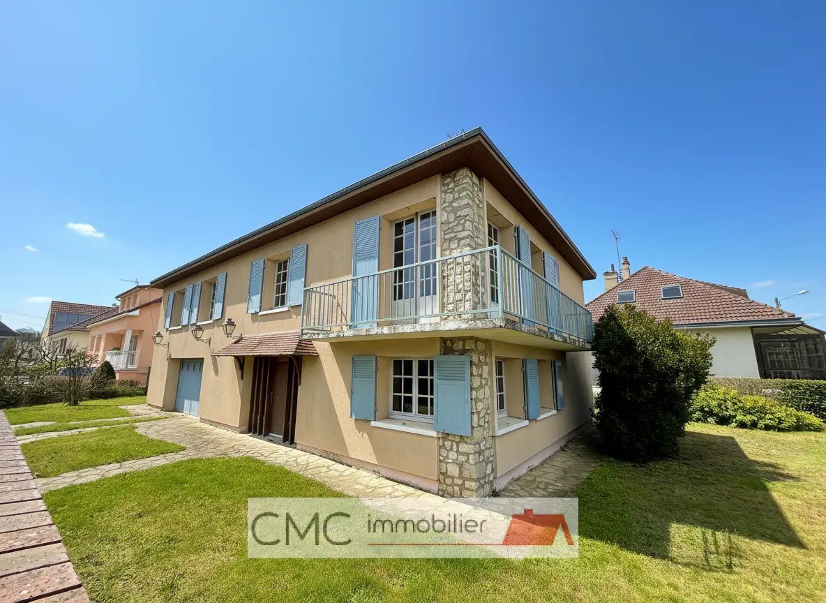 Maison à vendre, 140m², Luisant
