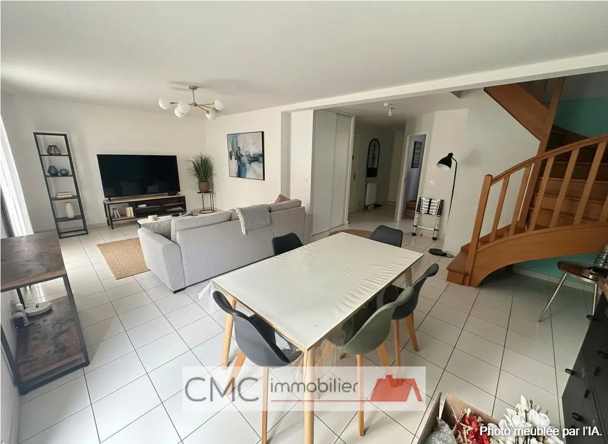 Maison à vendre, 103m², Luisant