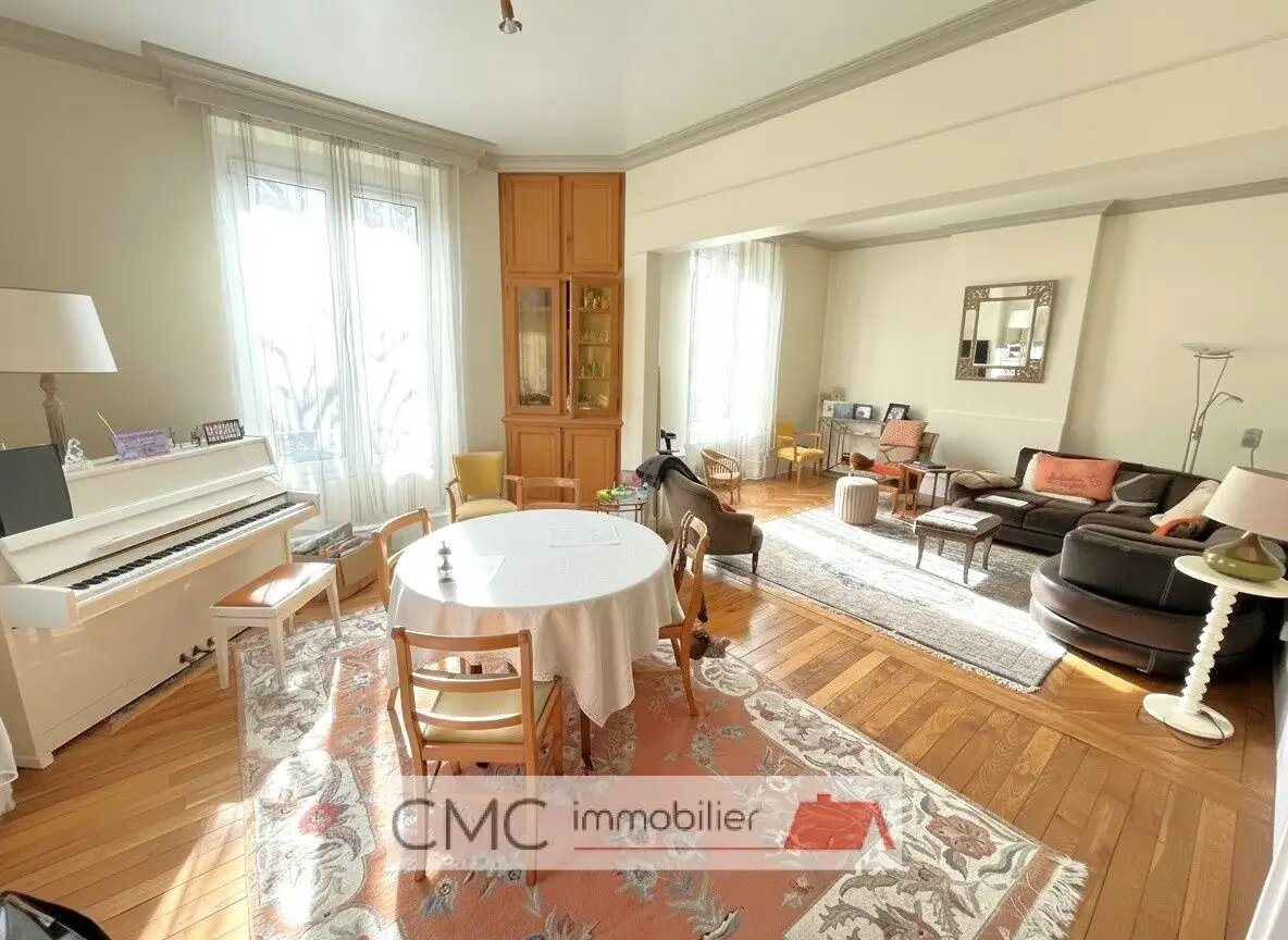 Maison à vendre, 257m², Chartres