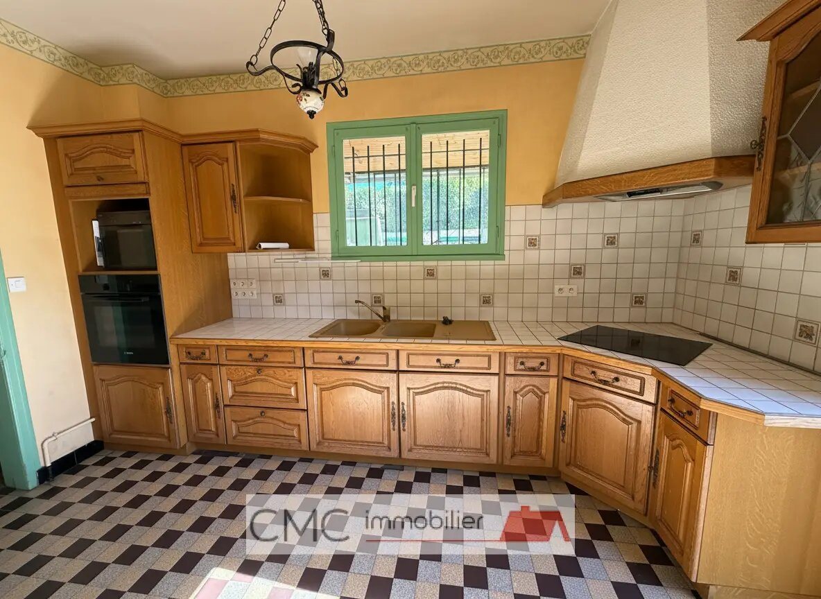 Maison à vendre, 137m², Luisant