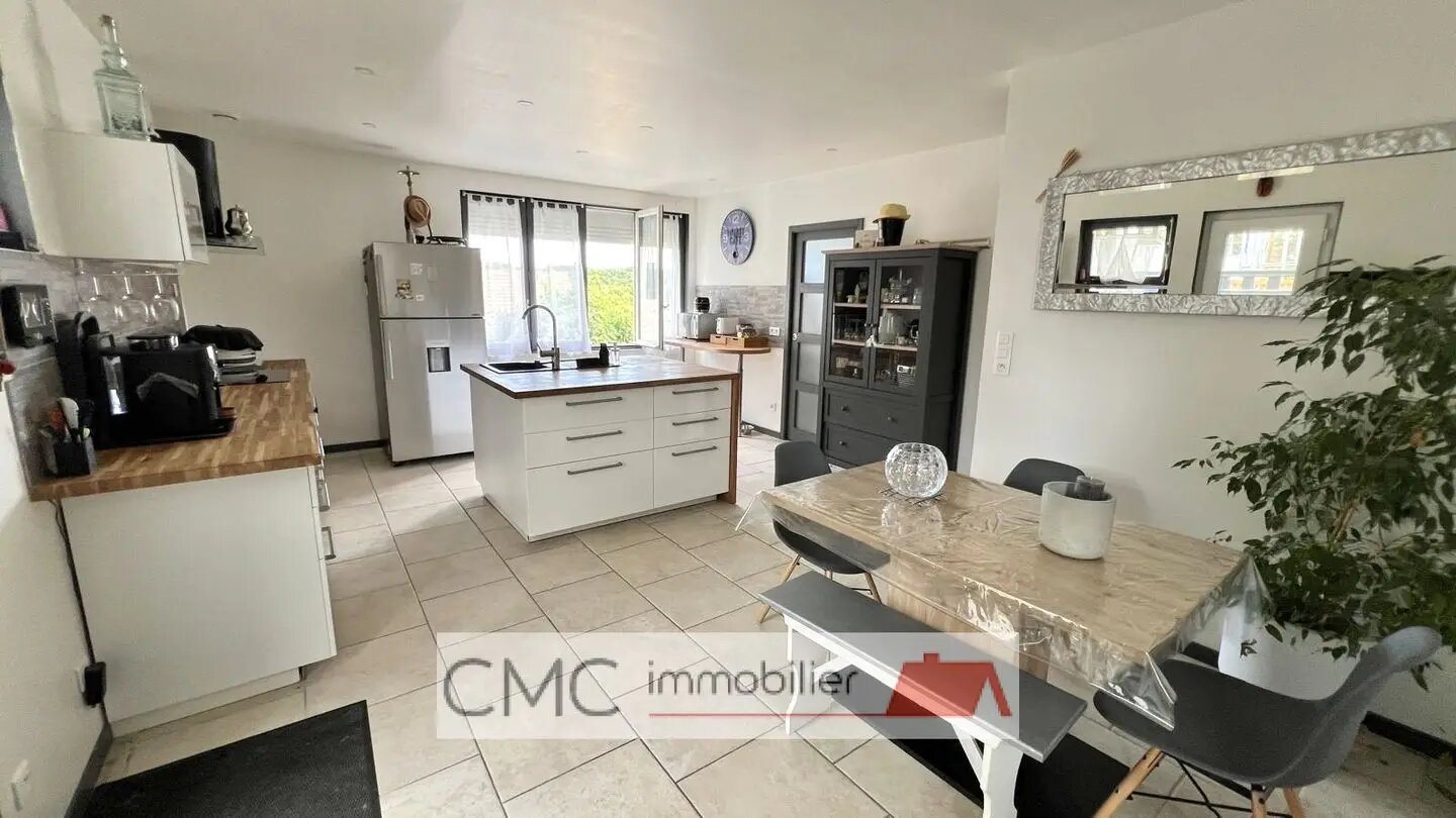 Maison à vendre, 129m², Luisant