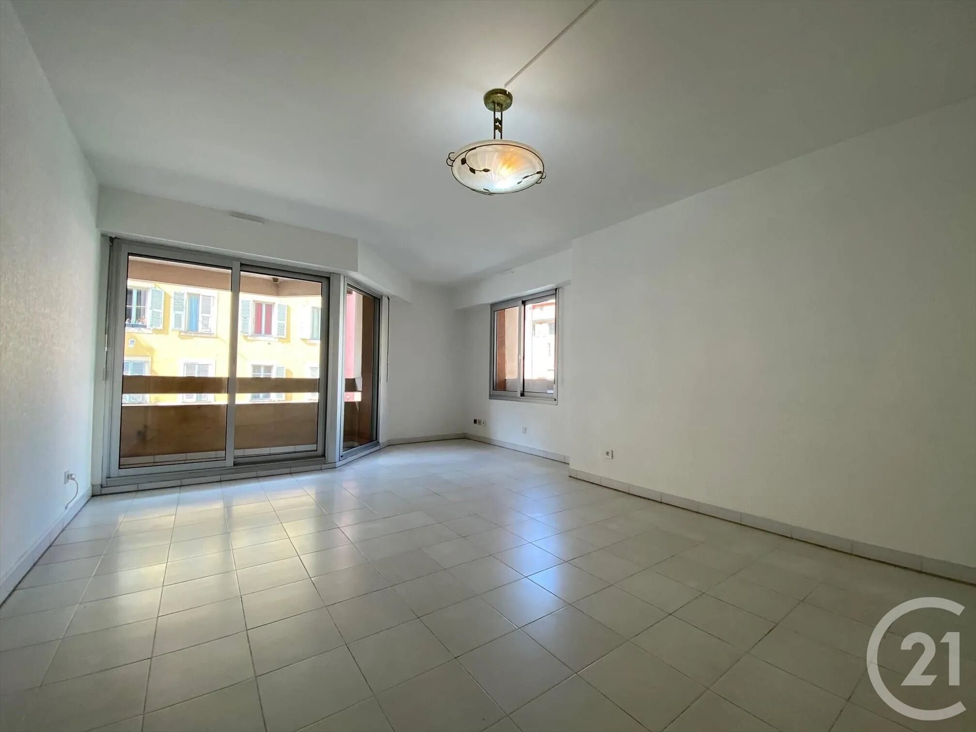 Appartement à louer, 69m², Nice