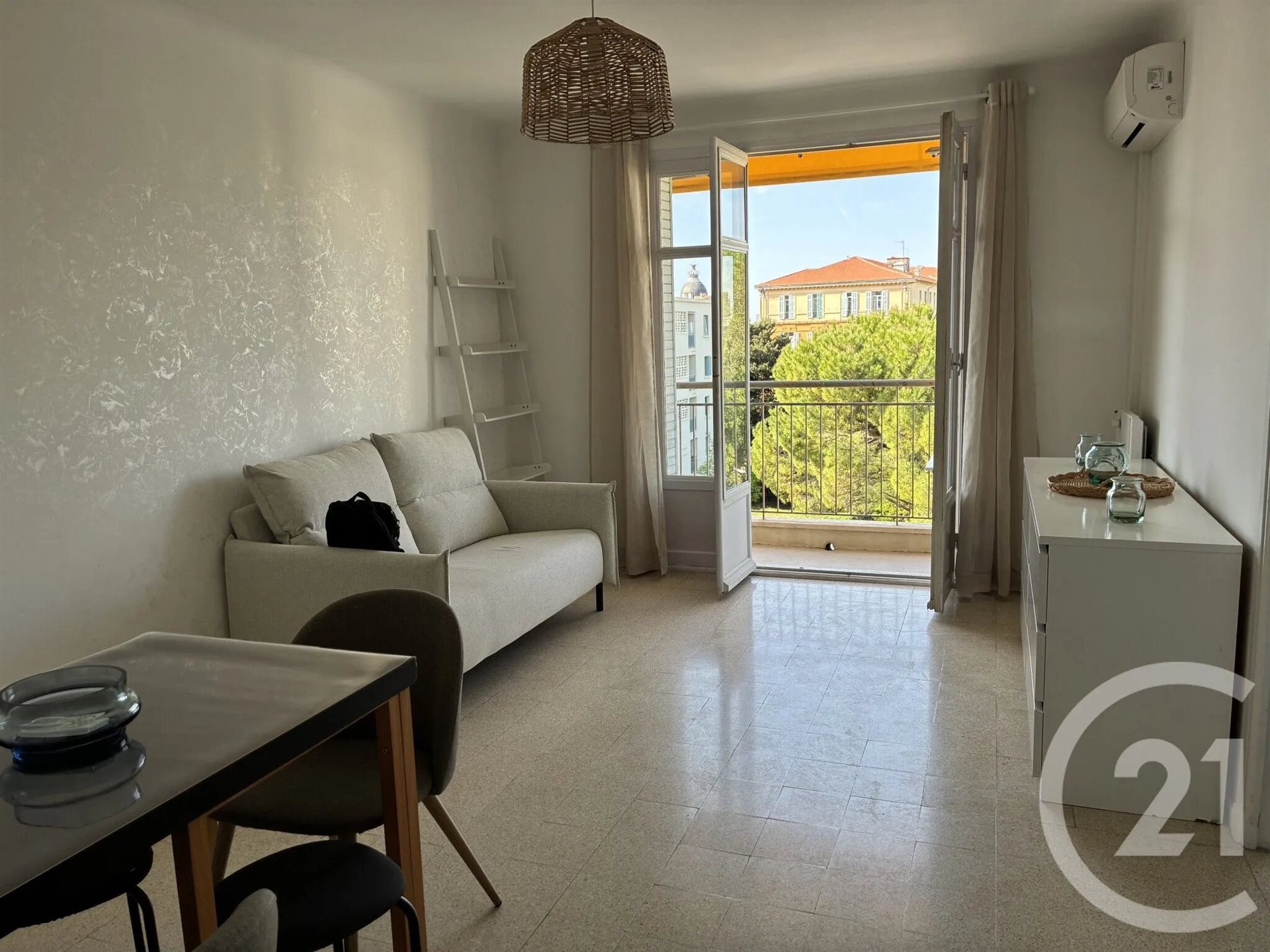 Appartement à louer, 55m², Nice