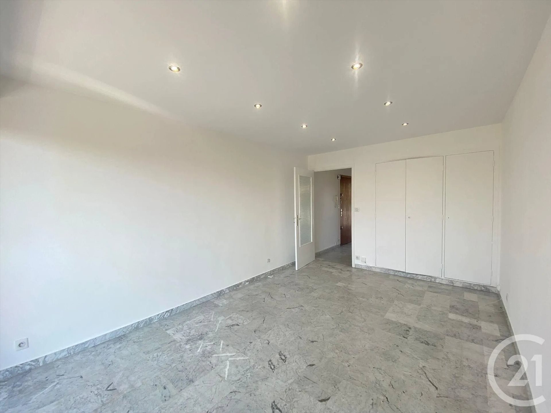 Appartement à louer, 35m², Nice