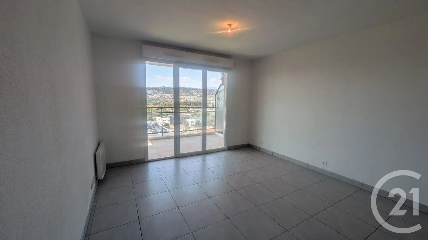 Appartement à louer, 24m², Nice