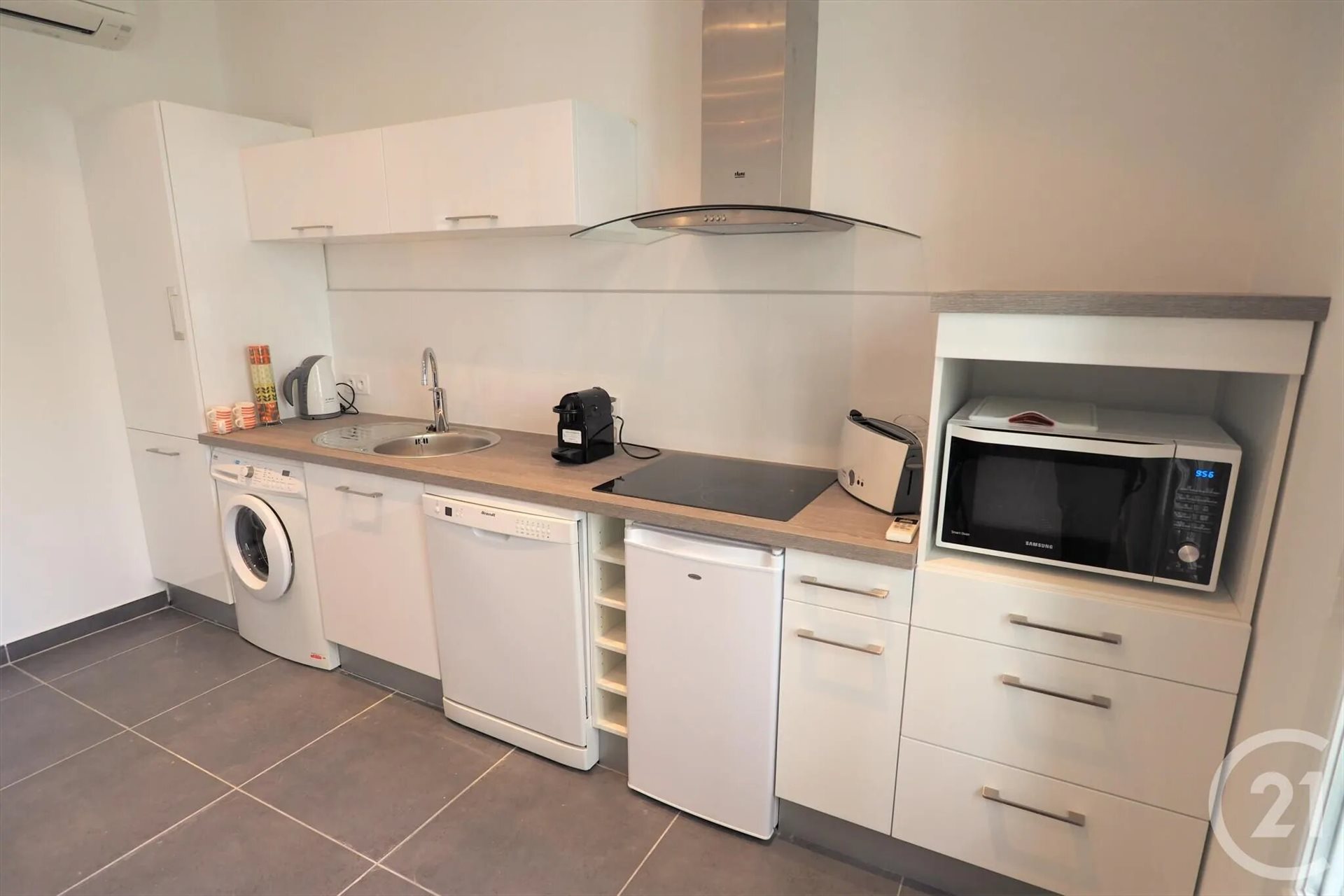 Appartement à louer, 57m², Nice