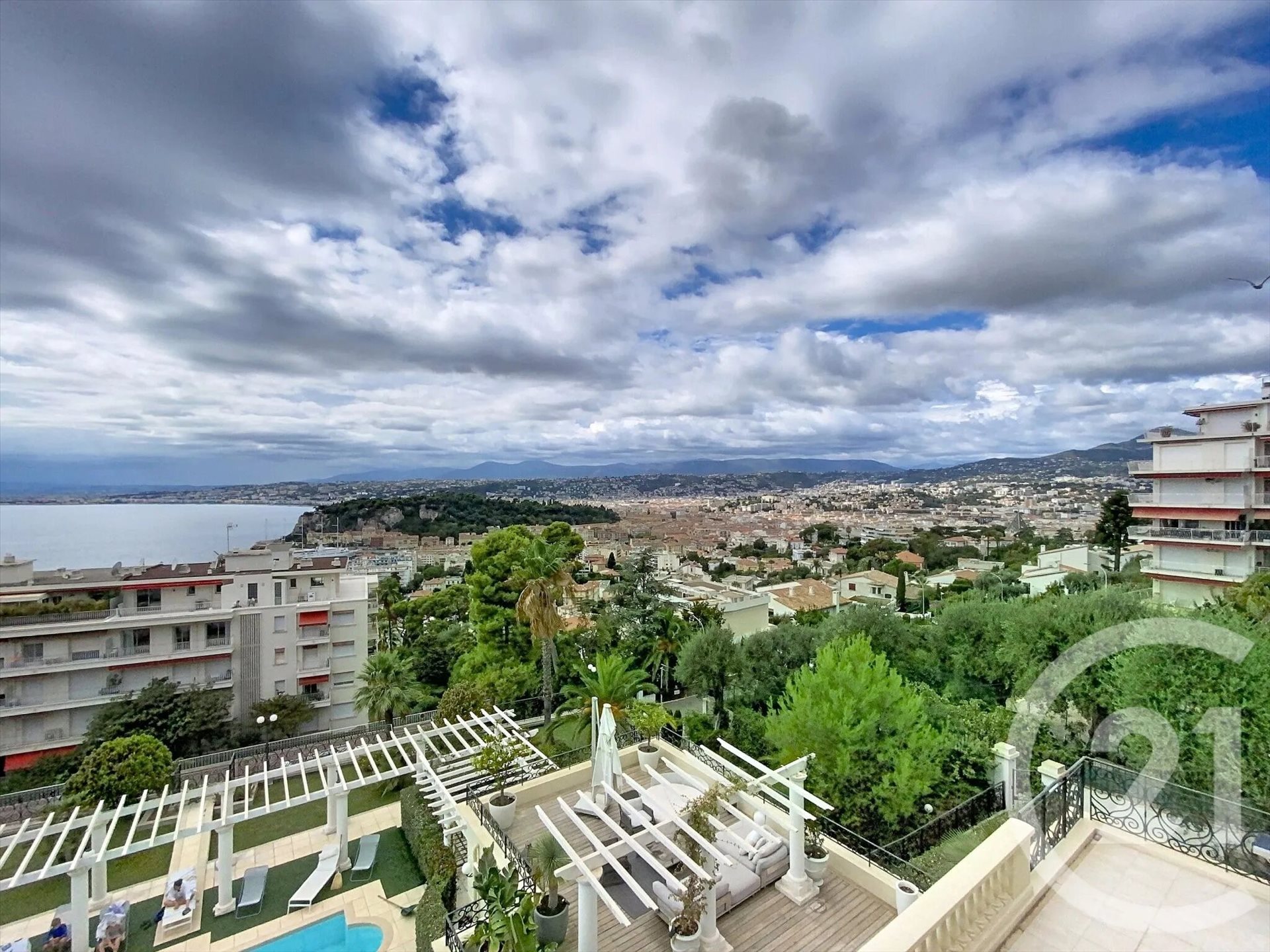 Appartement à louer, 110m², Nice