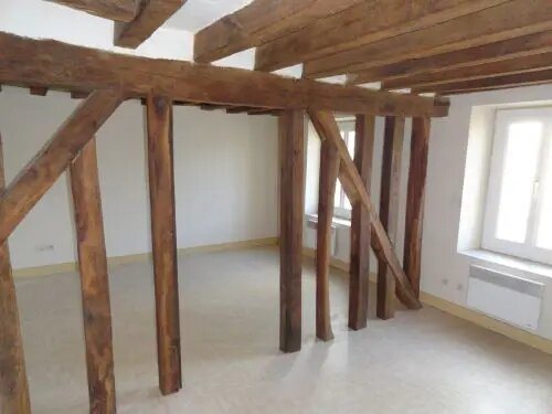 Appartement à louer, 62m², Ivoy-le-Pré
