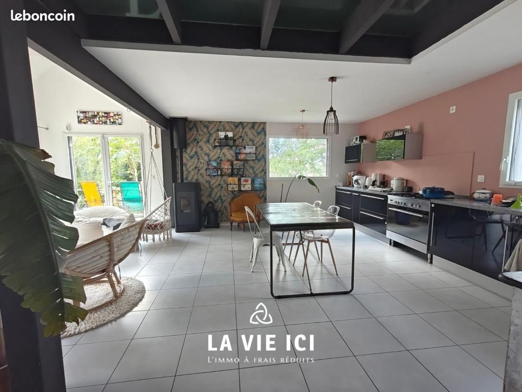 Maison à vendre, 117m², Ploemel