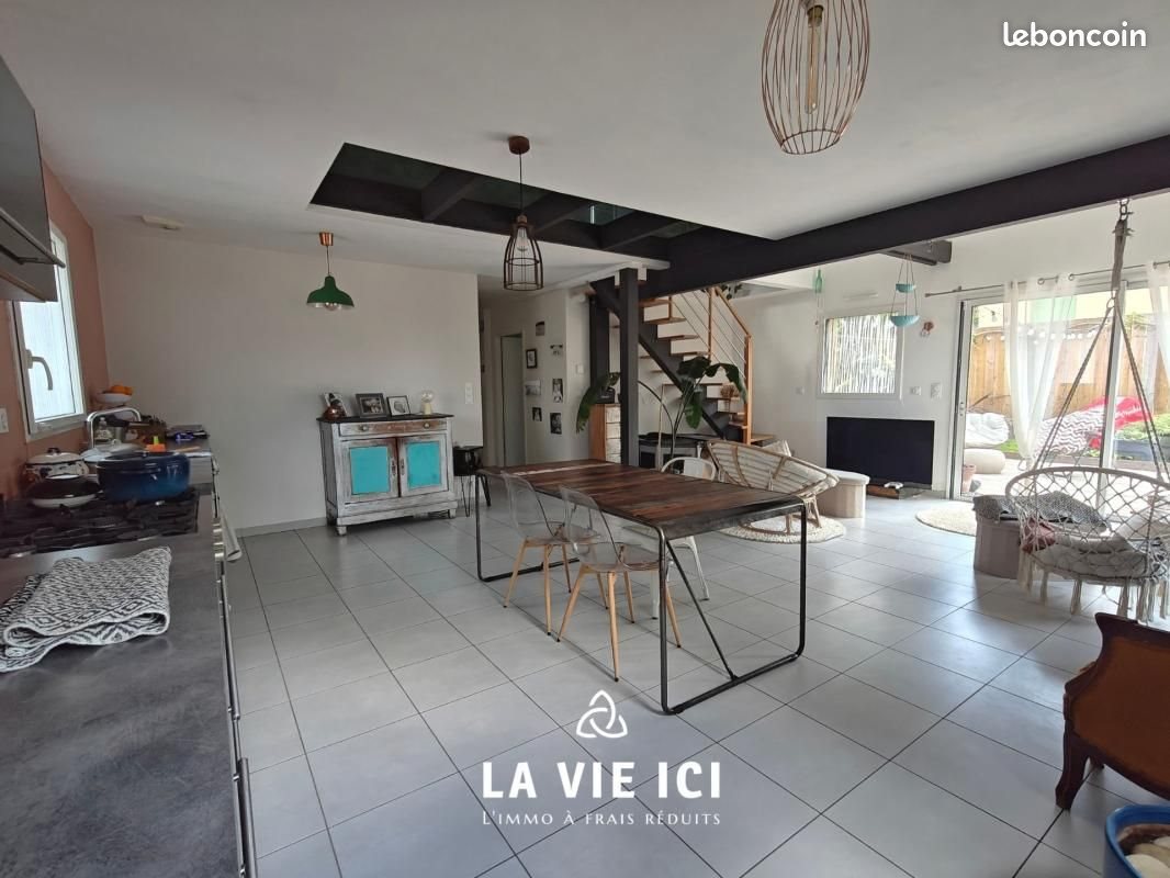 Maison à vendre, 117m², Ploemel