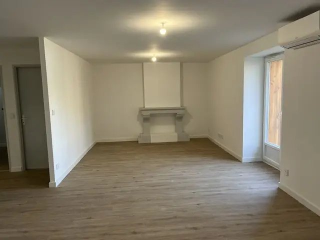 Maison à louer, 72m², Arbanats