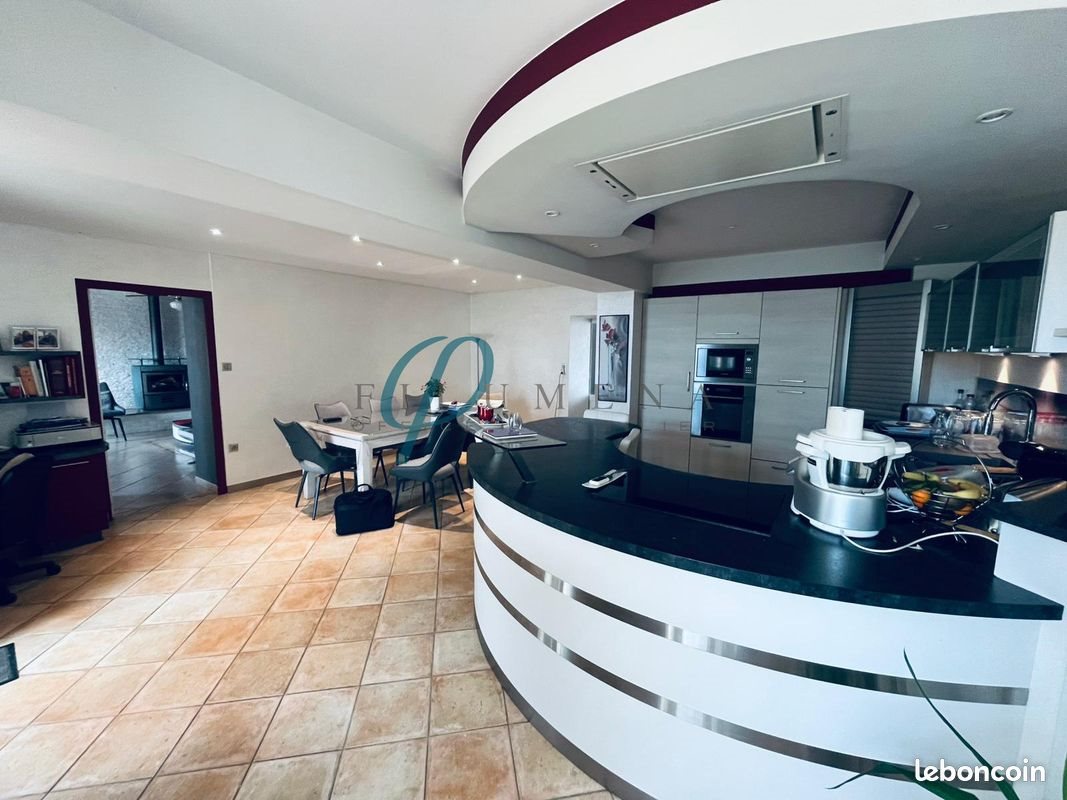 Maison à vendre, 194m², Montrevault