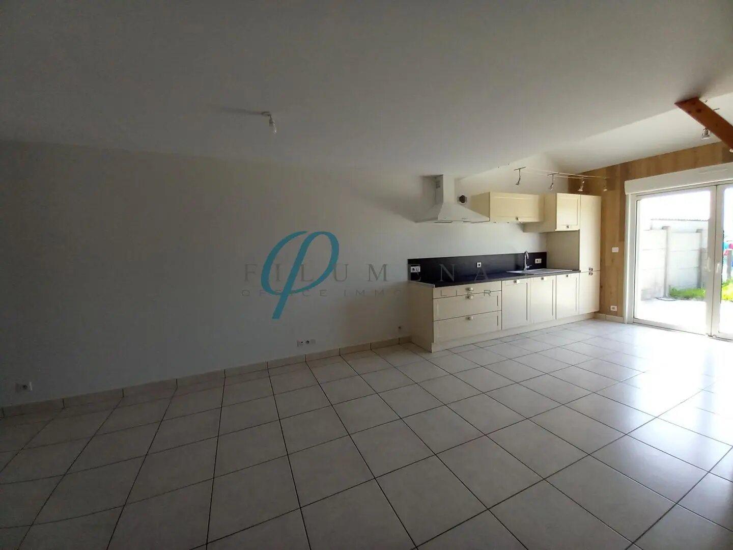 Maison à louer, 53m², Montrevault