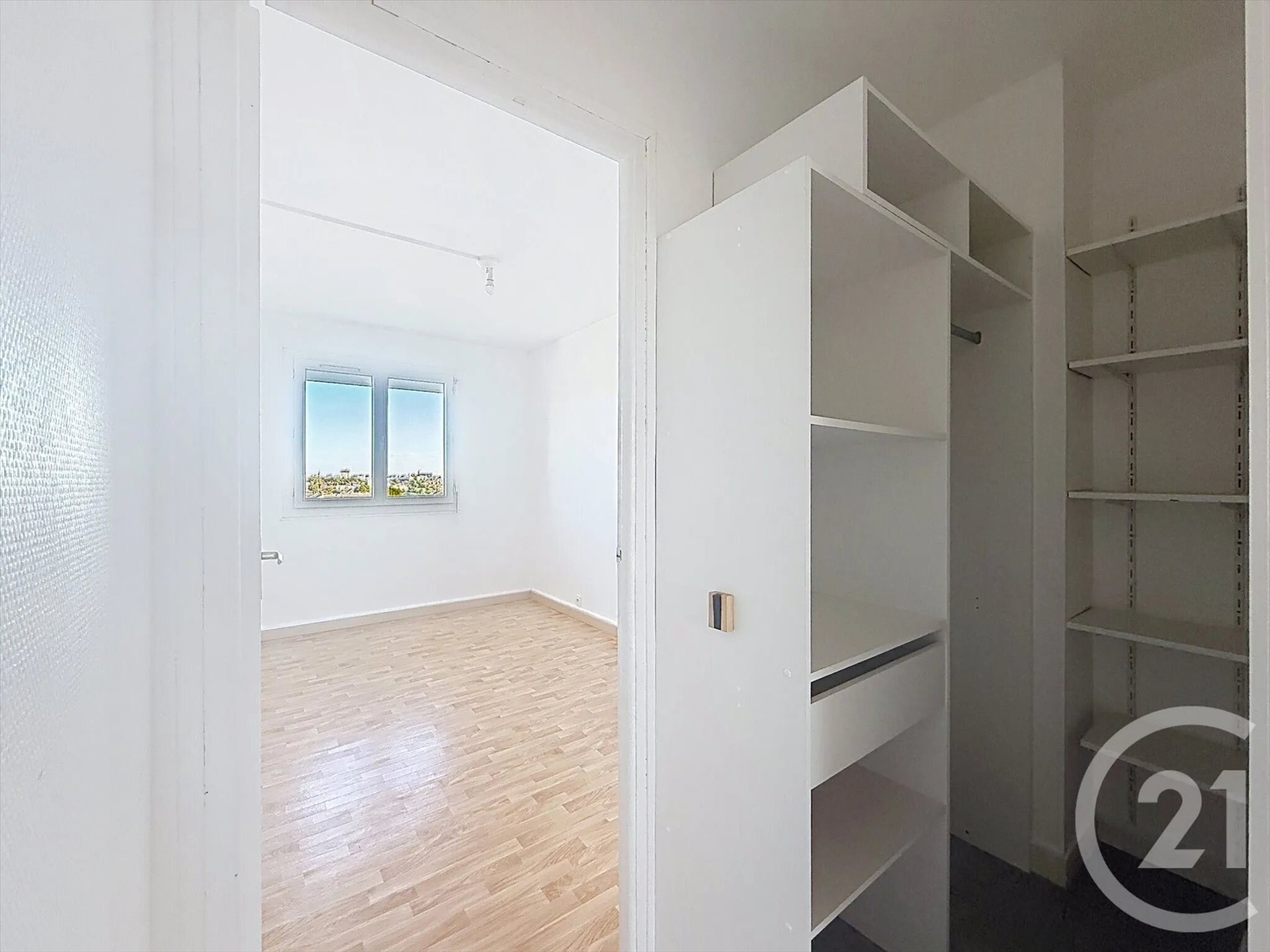 Appartement à vendre, 60m², La Chapelle-Saint-Luc
