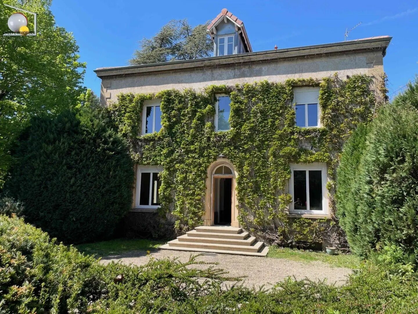 Maison à vendre, 281m², Saint-Etienne