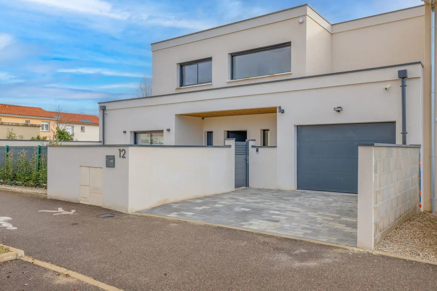 Maison à vendre, 130m², Pont-de-Chéruy