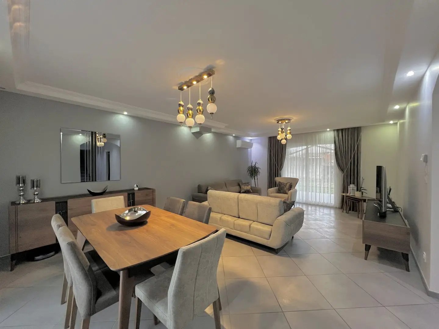 Maison à vendre, 140m², Pont-de-Chéruy