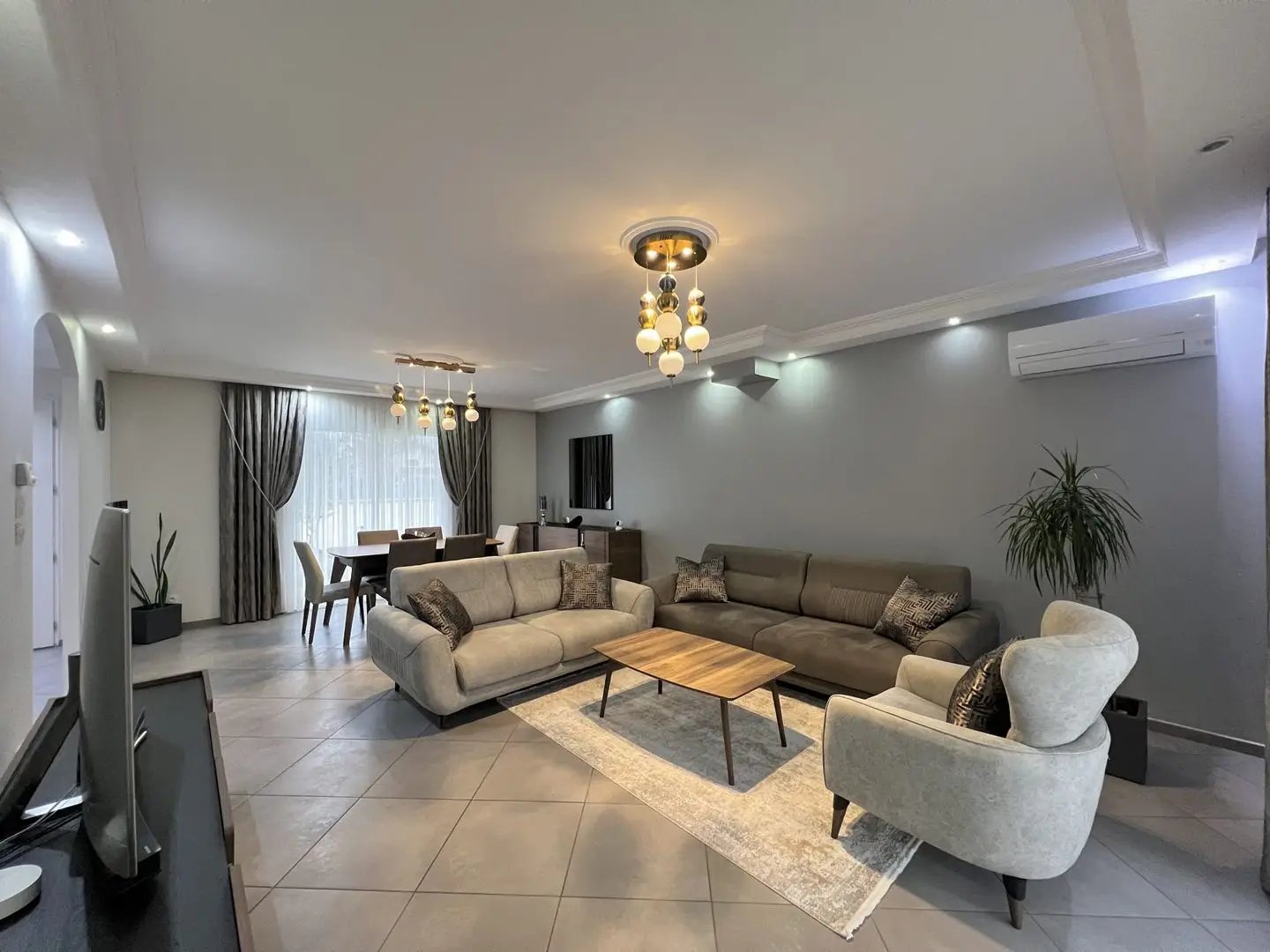 Maison à vendre, 140m², Pont-de-Chéruy