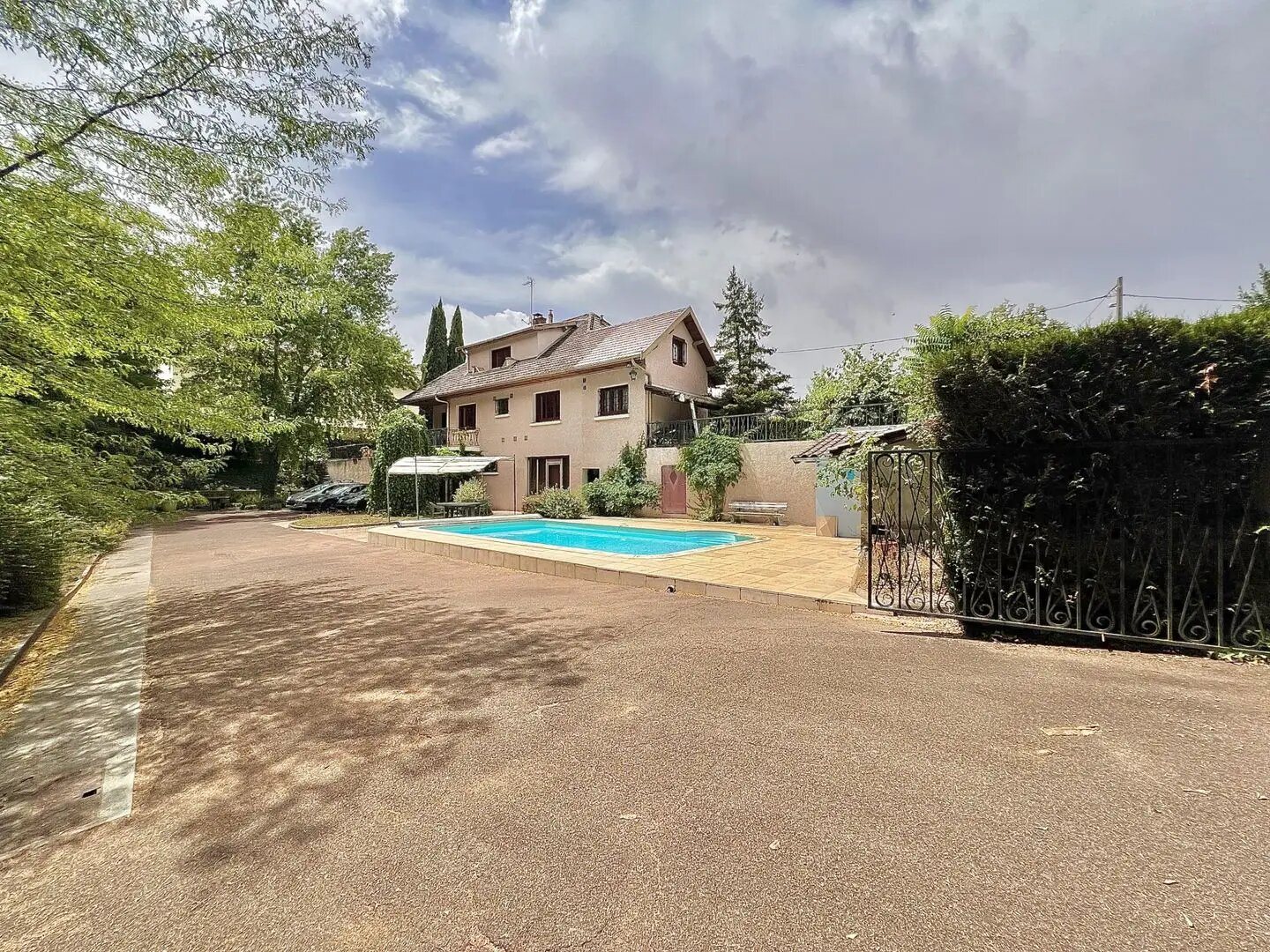 Maison à vendre, 183m², Pont-de-Chéruy