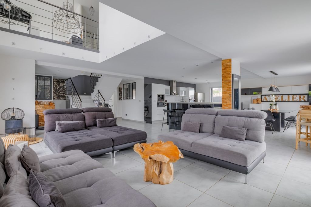 Maison à vendre, 200m², Jons