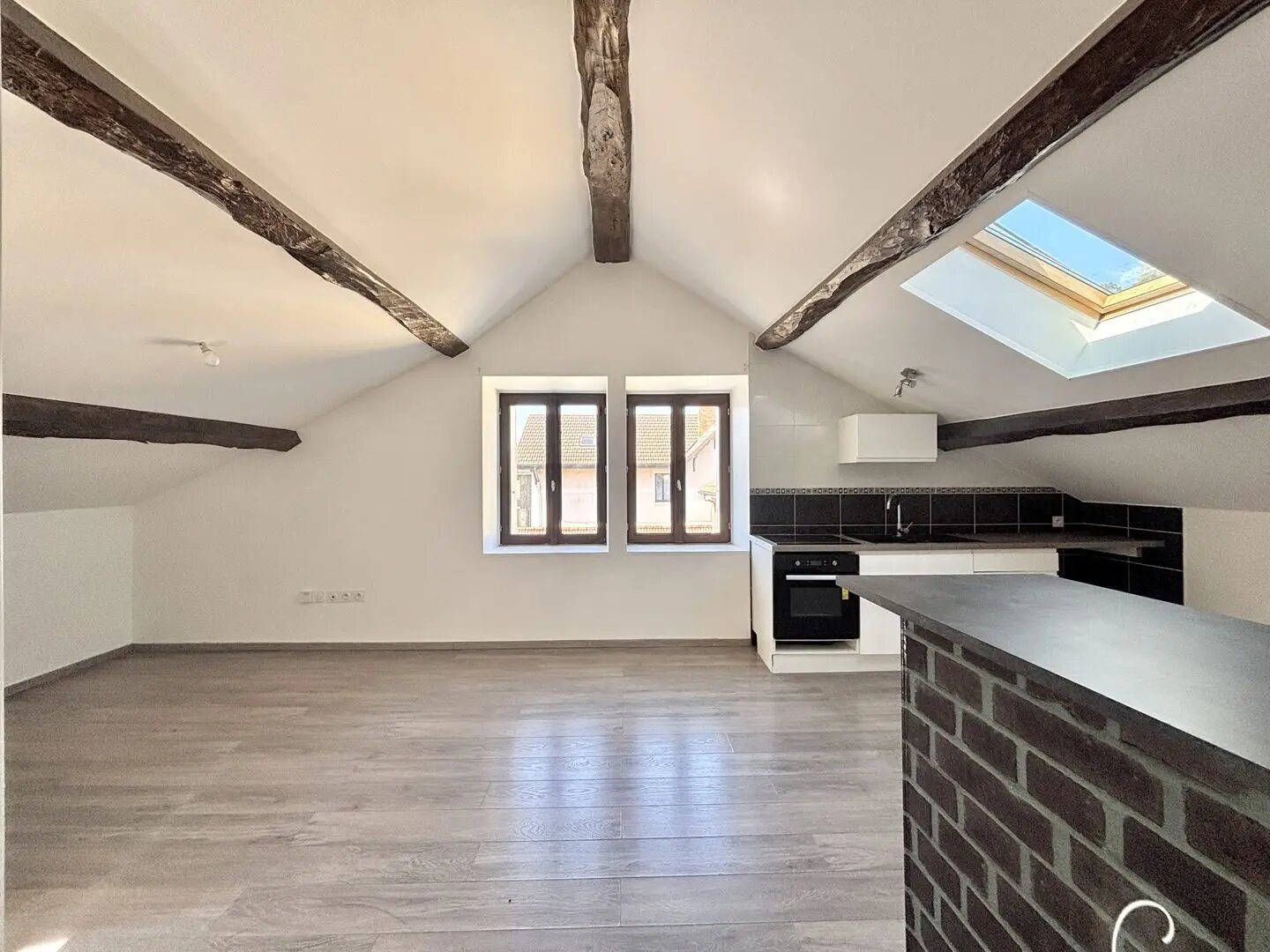 Appartement à vendre, 68m², Pont-de-Chéruy