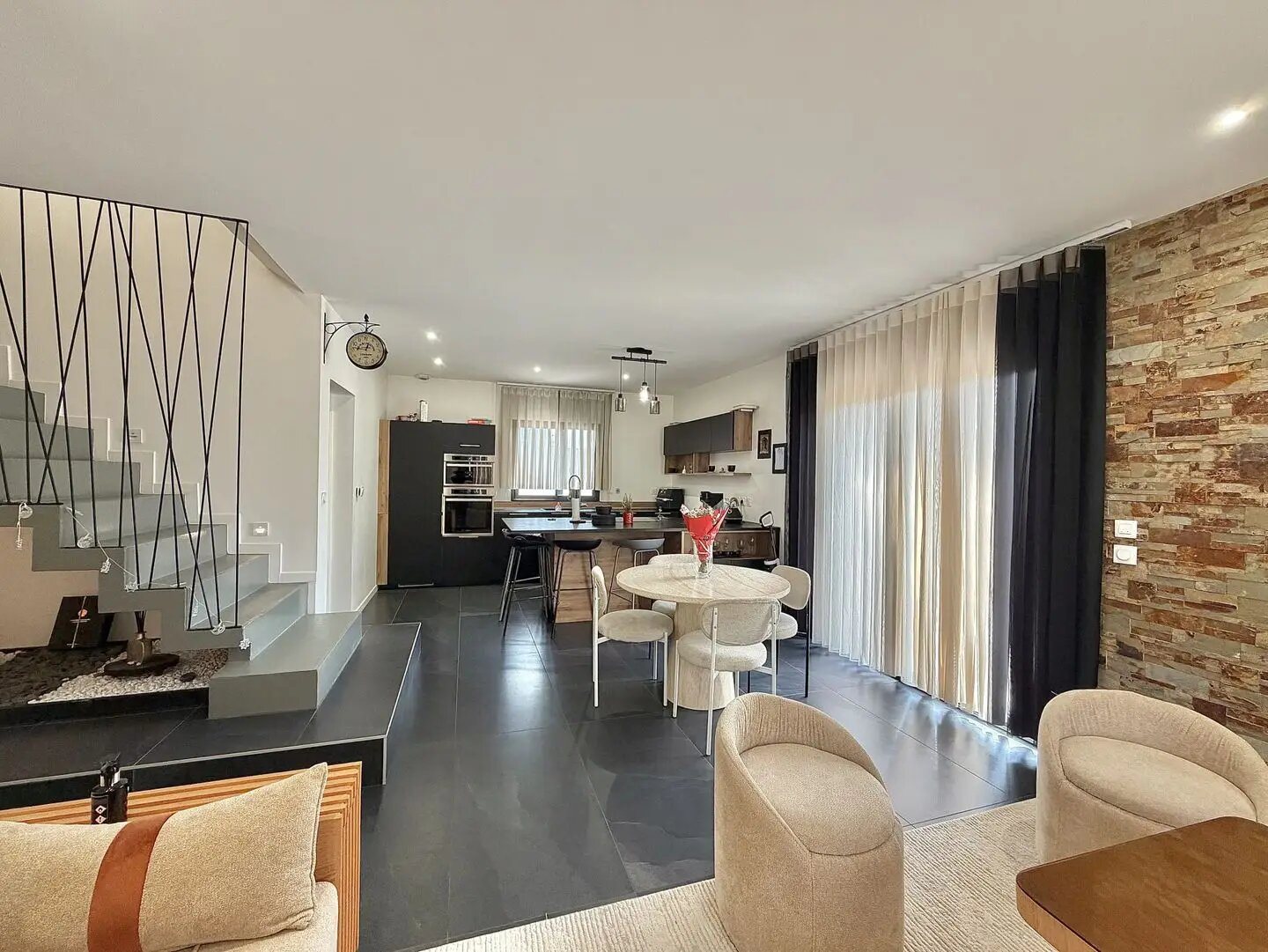 Maison à vendre, 110m², Pont-de-Chéruy