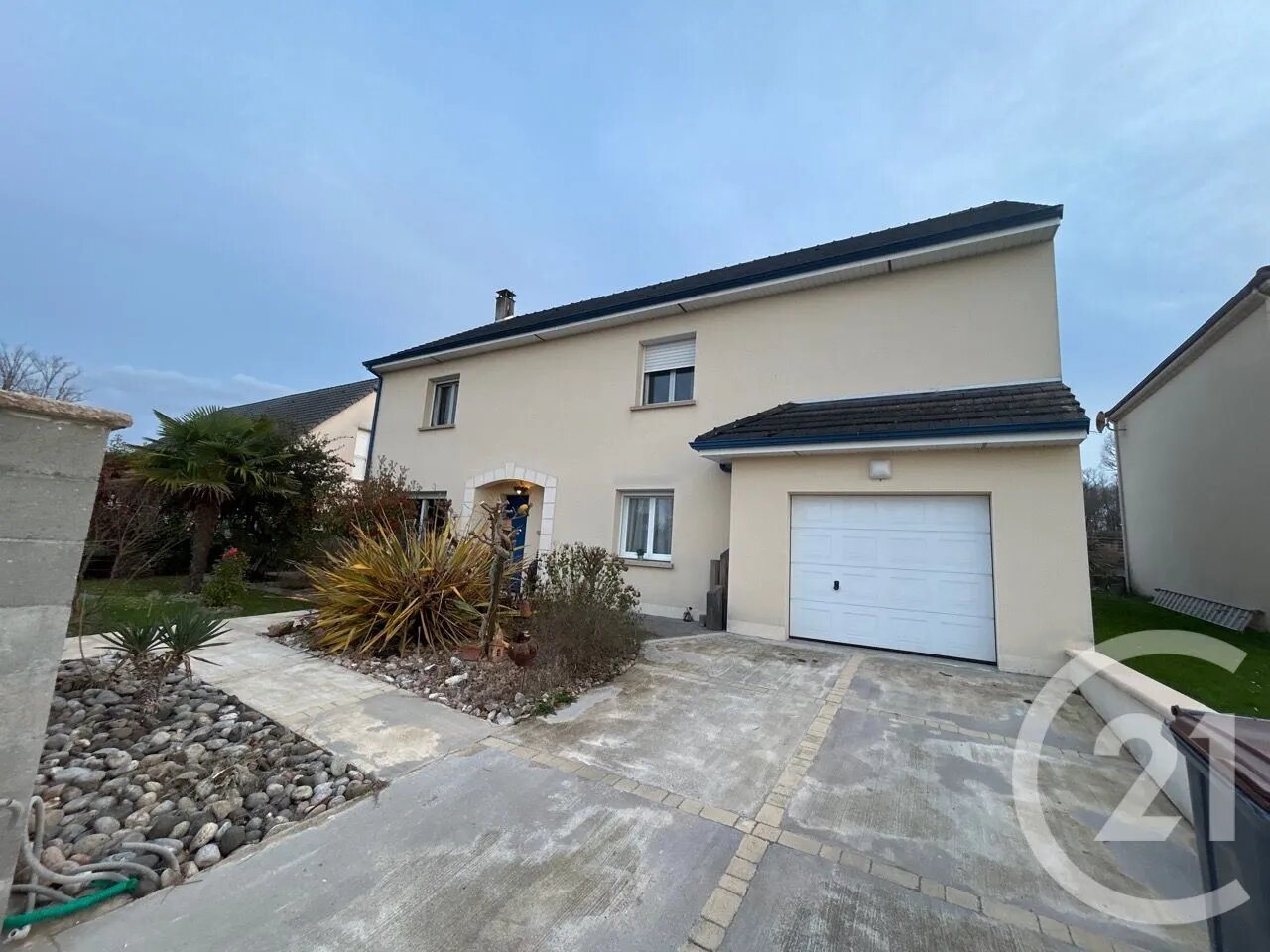 Maison à vendre, 152m², Saint-Pantaléon-de-Larche