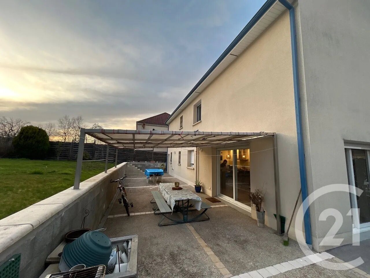 Maison à vendre, 152m², Saint-Pantaléon-de-Larche