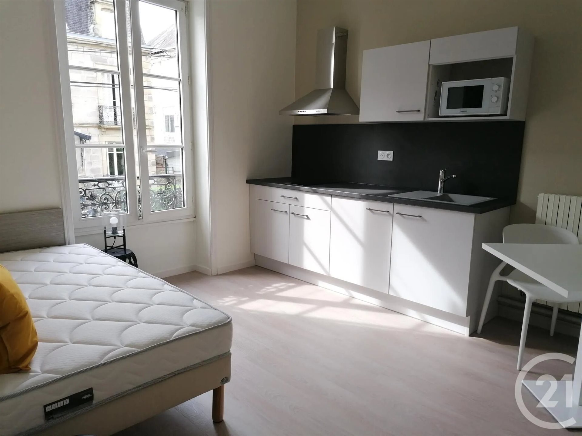Appartement à louer, 22m², Brive-la-Gaillarde