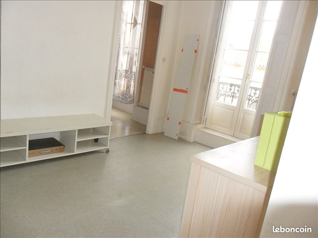 Appartement à louer, 39m², Mâcon