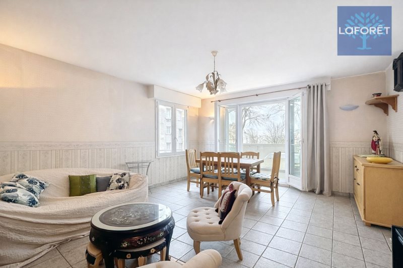 Appartement à vendre, 65m², Montigny-le-Bretonneux