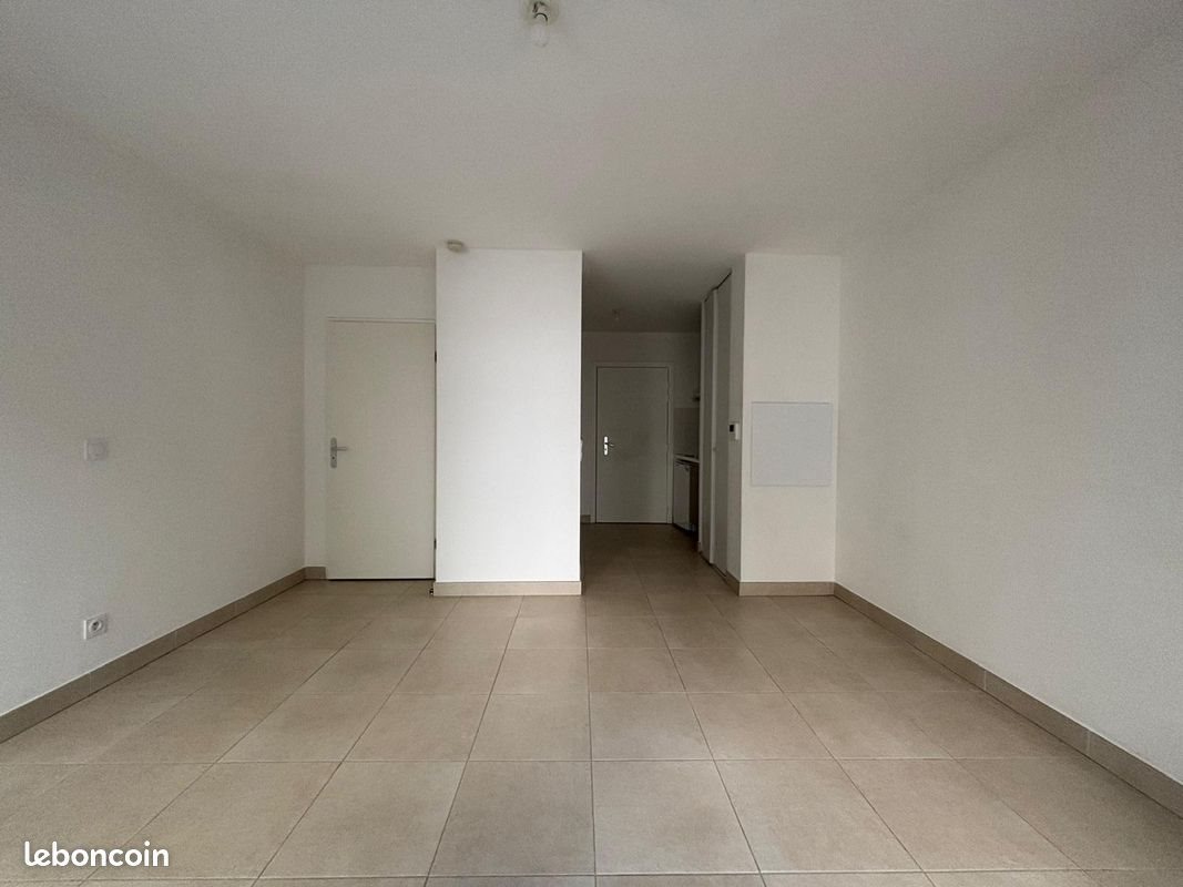 Appartement à louer, 27m², Mennecy