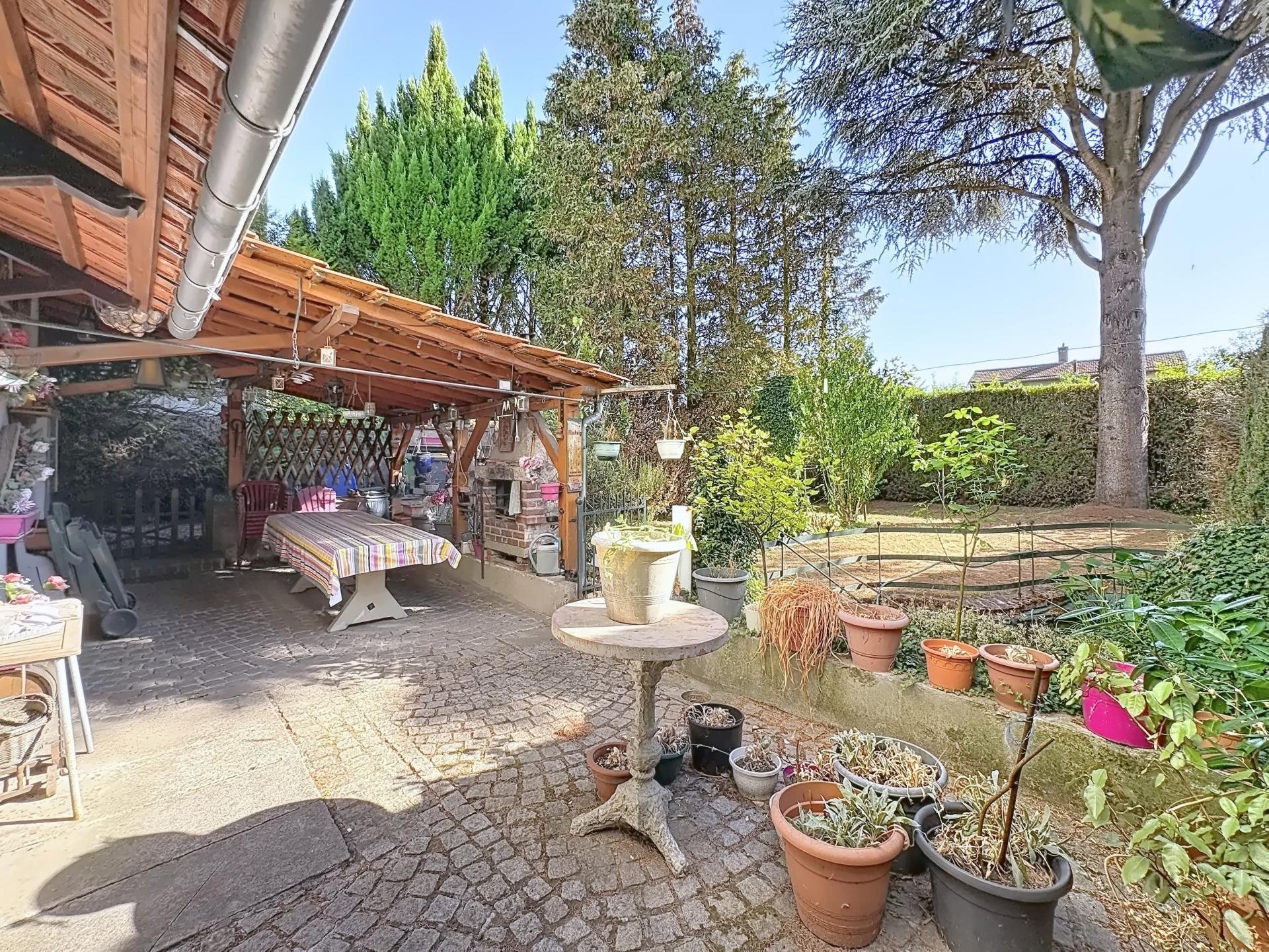 Maison à vendre, 142m², Uckange