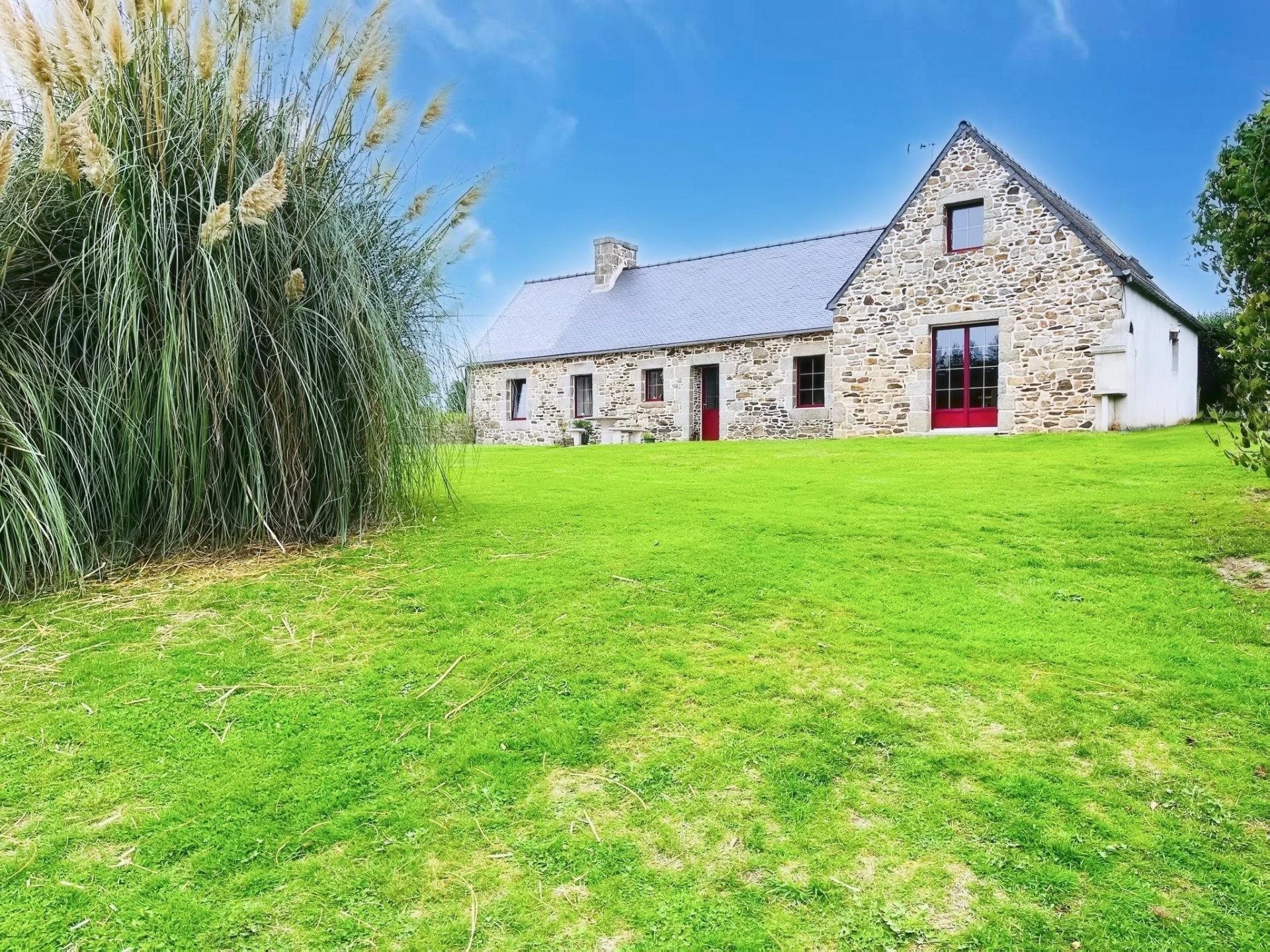 Maison à vendre, 164m², Bégard
