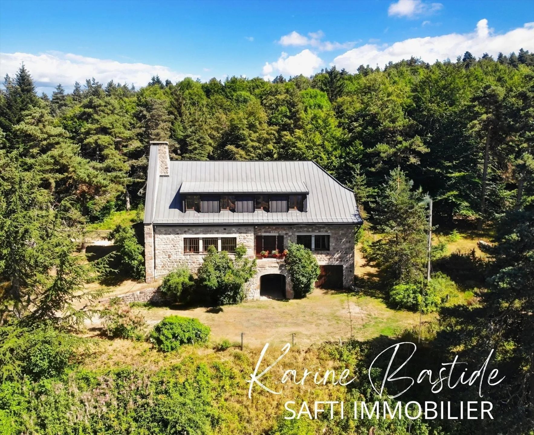 Maison à vendre, 240m², Le Lac-d'Issarlès