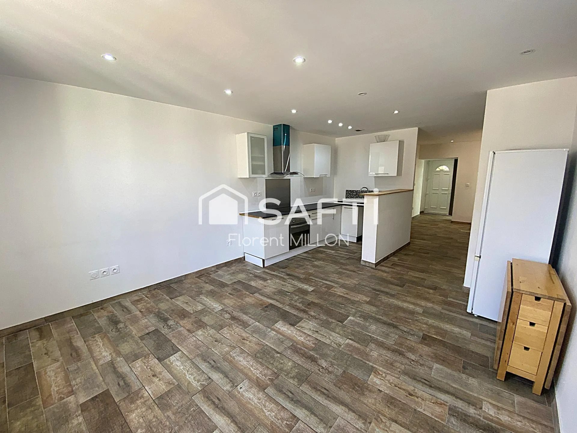 Appartement à vendre, 66m², Saint-Etienne-de-Saint-Geoirs