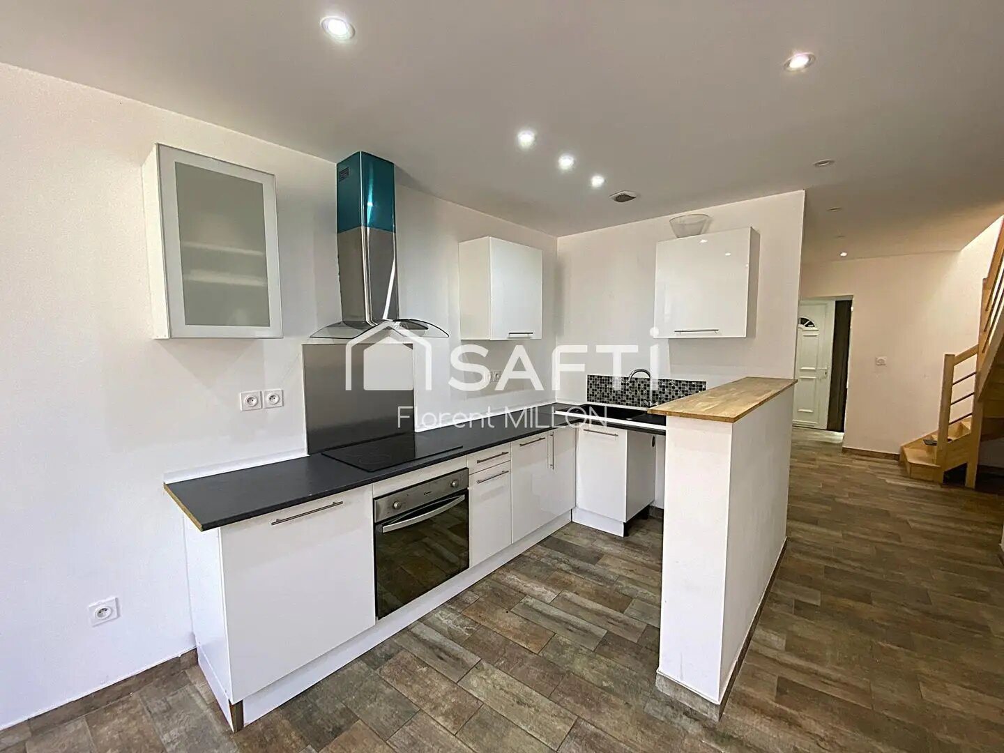Appartement à vendre, 66m², Saint-Etienne-de-Saint-Geoirs